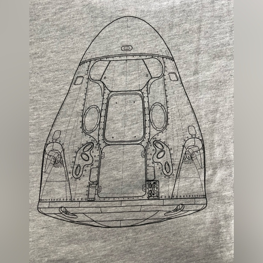 NWT women’s Spacex tee🚀